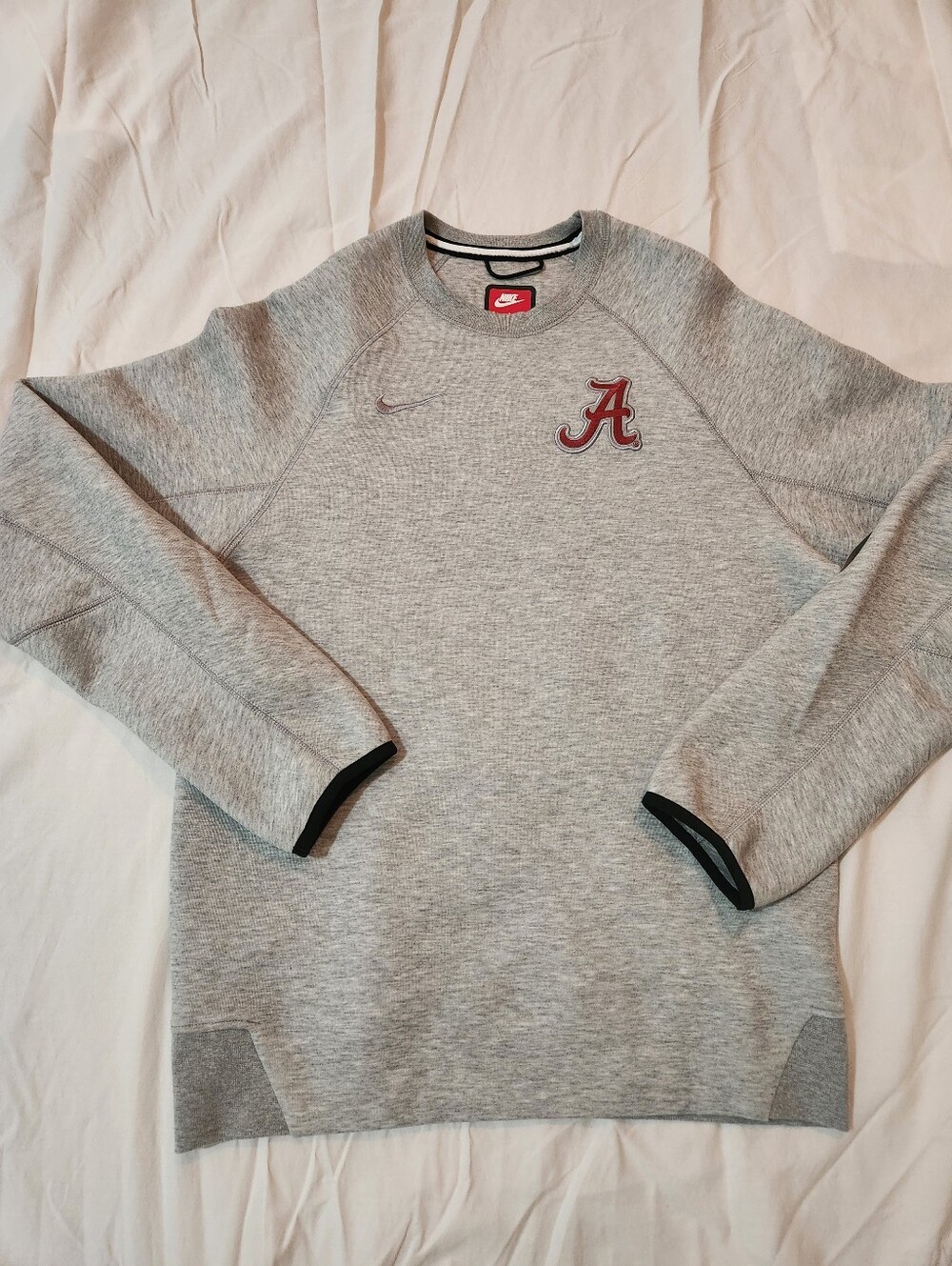 Alabama Tech Fleece Men's Nike College Pullover Crew.